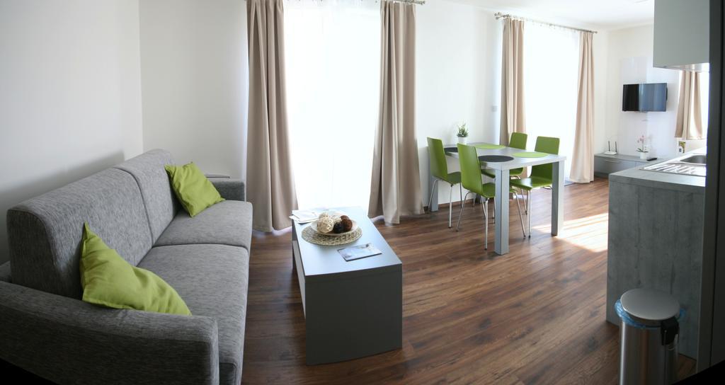Apartmany Apollon Resort Леднице Экстерьер фото