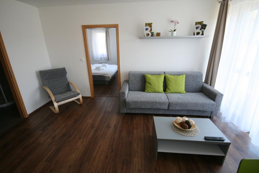 Apartmany Apollon Resort Леднице Экстерьер фото