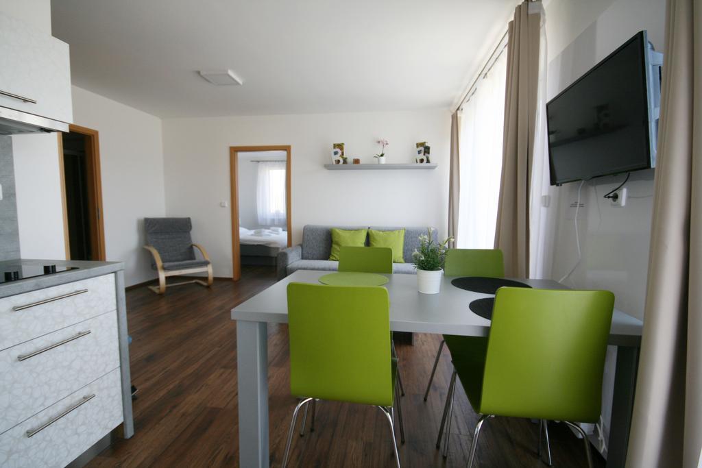Apartmany Apollon Resort Леднице Экстерьер фото