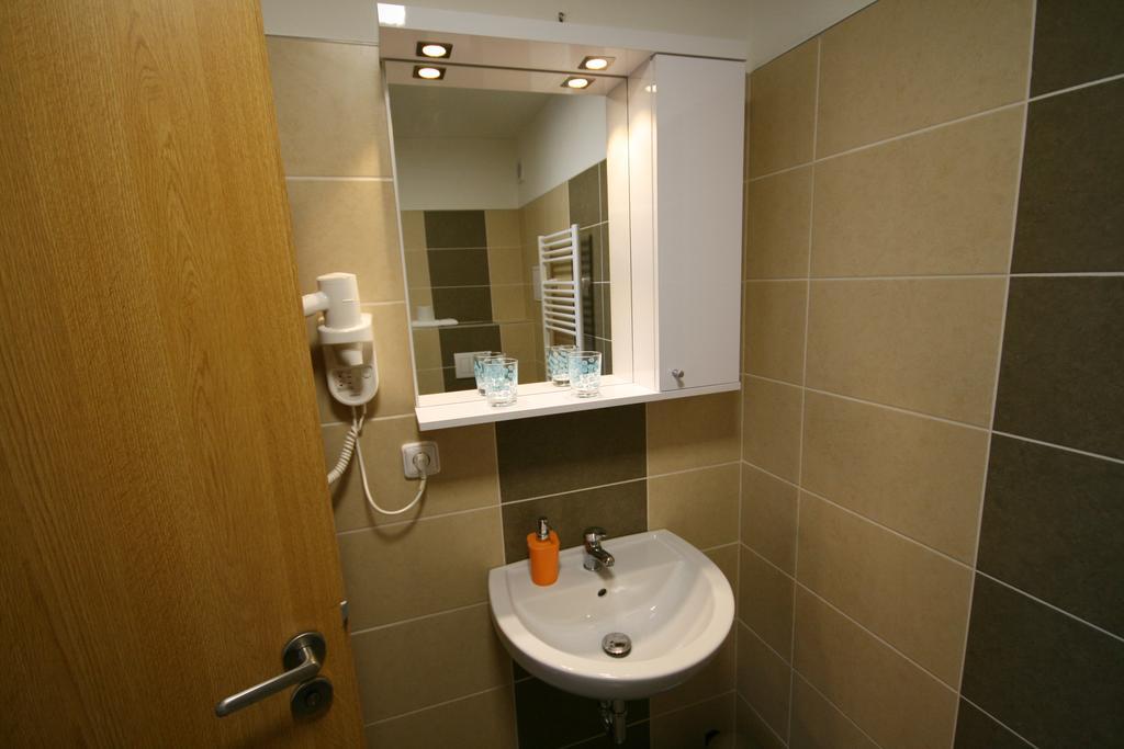 Apartmany Apollon Resort Леднице Экстерьер фото